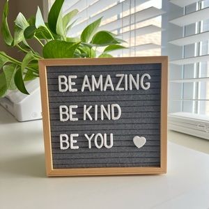 Scentsy Letterboard Warmer with box